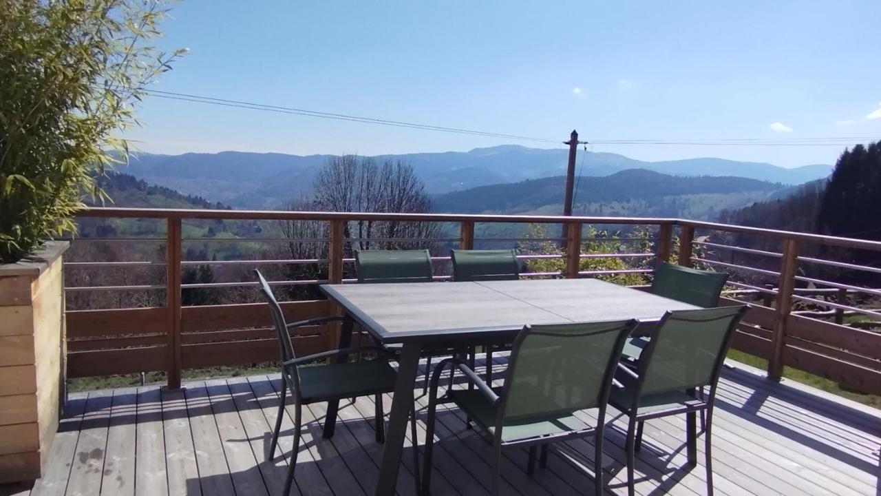 Aux Balcons De La Vallee Soultzeren Exterior photo